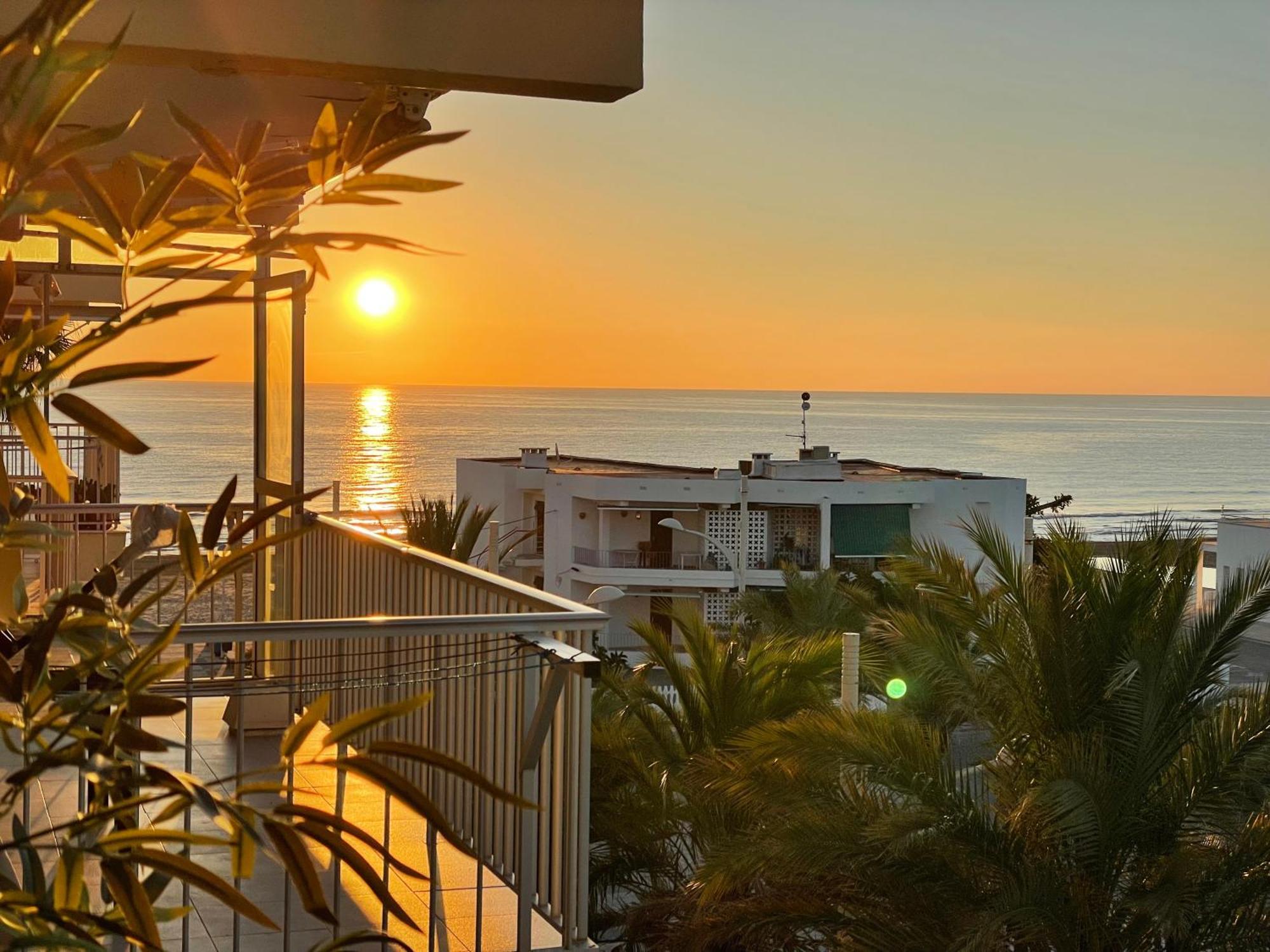 Ap-5 Ximoapartments Con Vistas Al Mar オリーバ エクステリア 写真